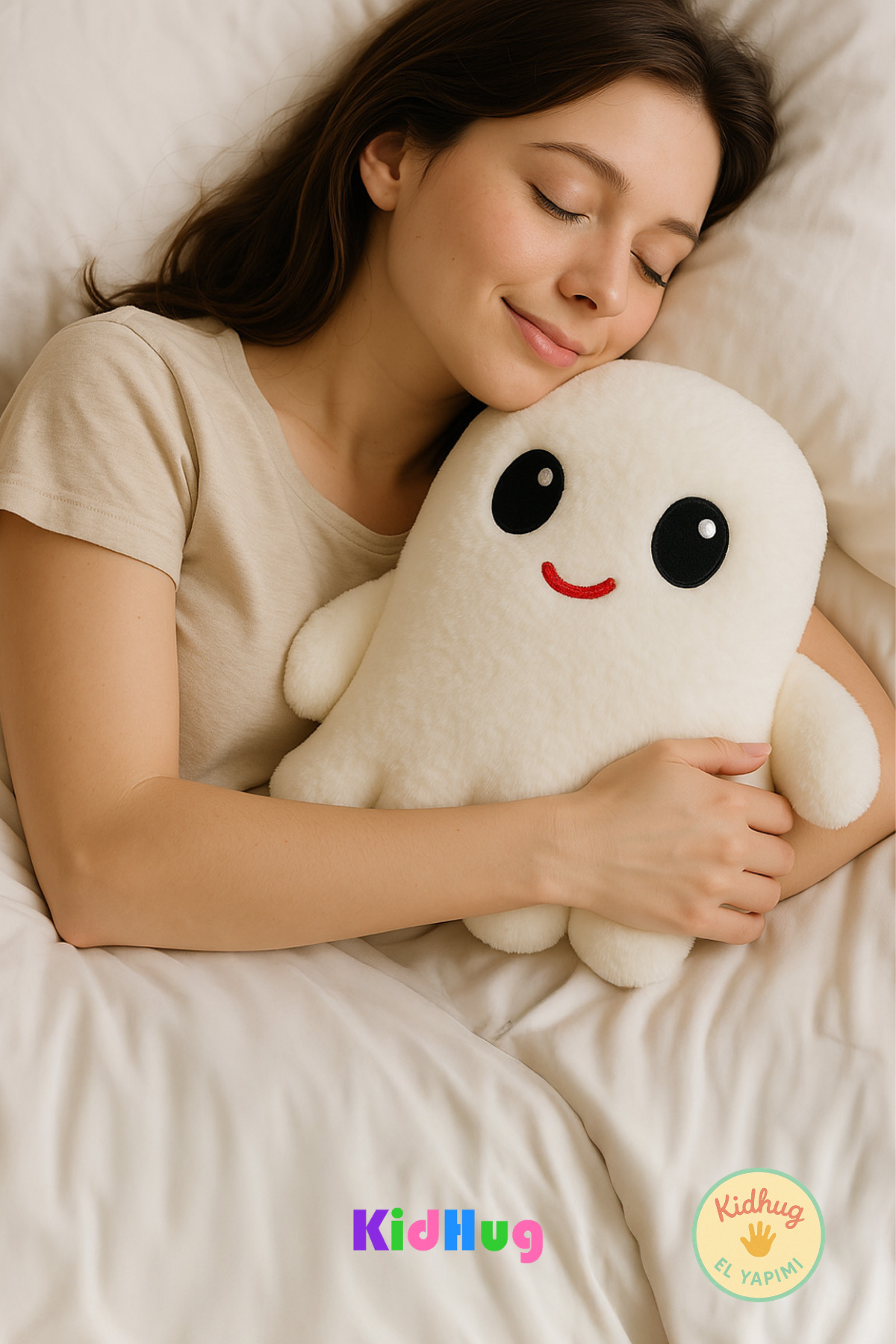 Snoozy Snow – Beyaz Renkli Peluş Uyku Arkadaşı & Seyahat Yastığı