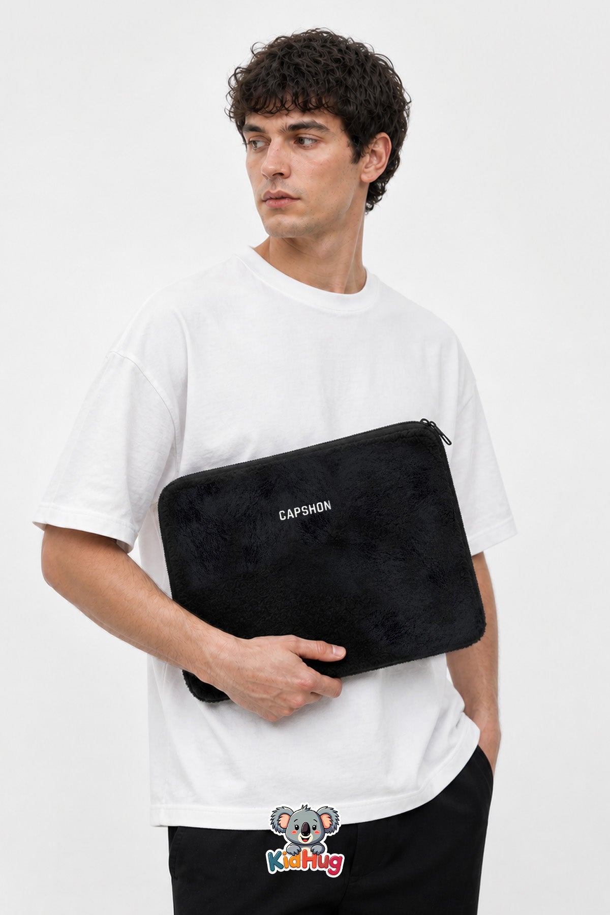Peluş Tablet Laptop Kılıfı 13 inch Yumuşak Dokulu Fermuarlı Koruyucu Çanta 37x27 cm Siyah
